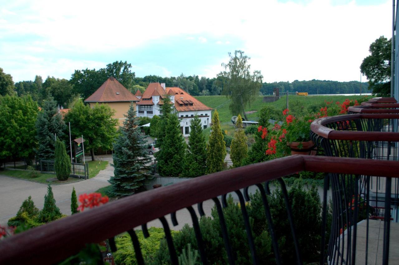 4 Pory Roku Resort Sauna & Spa Bakowo Exterior foto