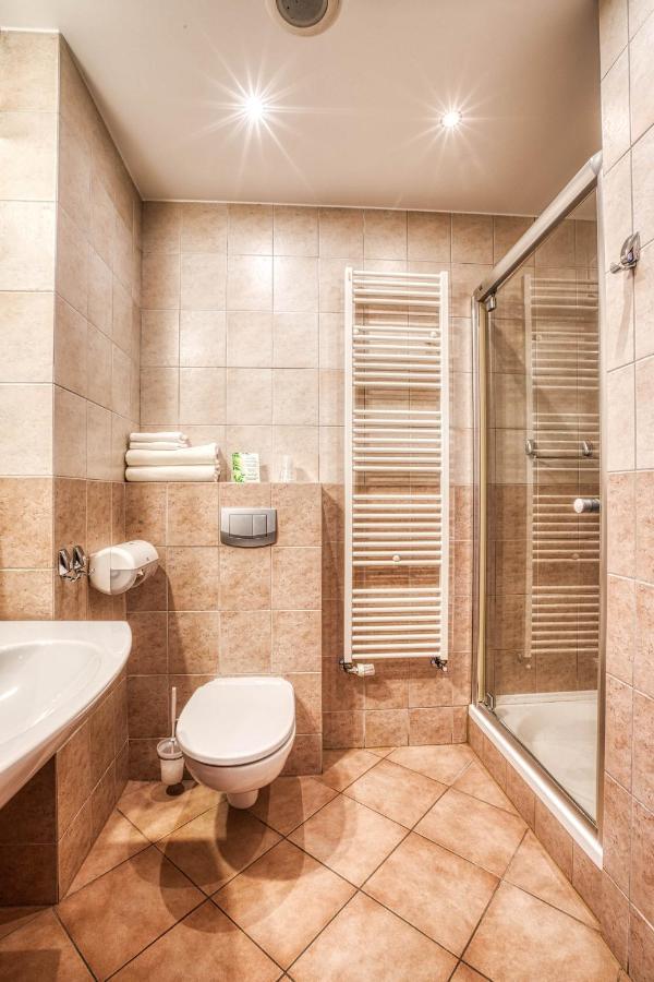 4 Pory Roku Resort Sauna & Spa Bakowo Exterior foto